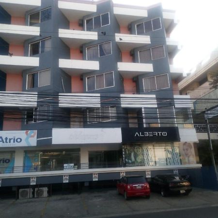 Apartahotel Jardines Metropolitanos Santiago De Los Caballeros Extérieur photo