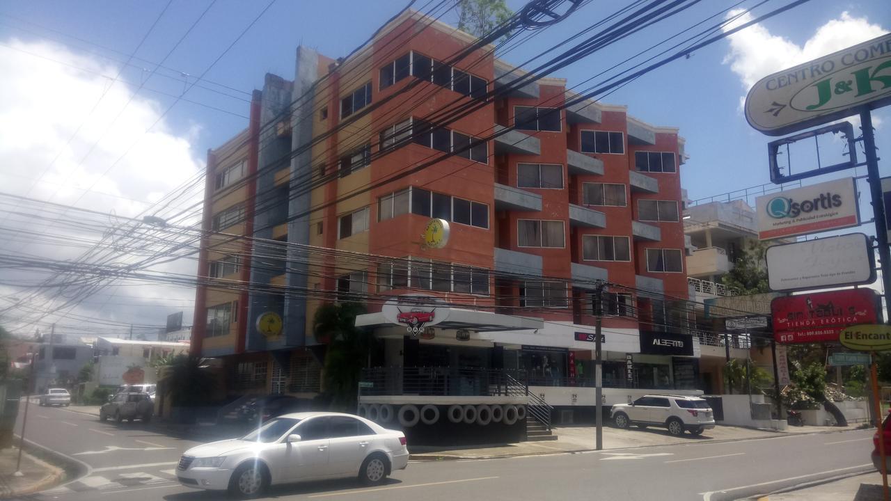 Apartahotel Jardines Metropolitanos Santiago De Los Caballeros Extérieur photo